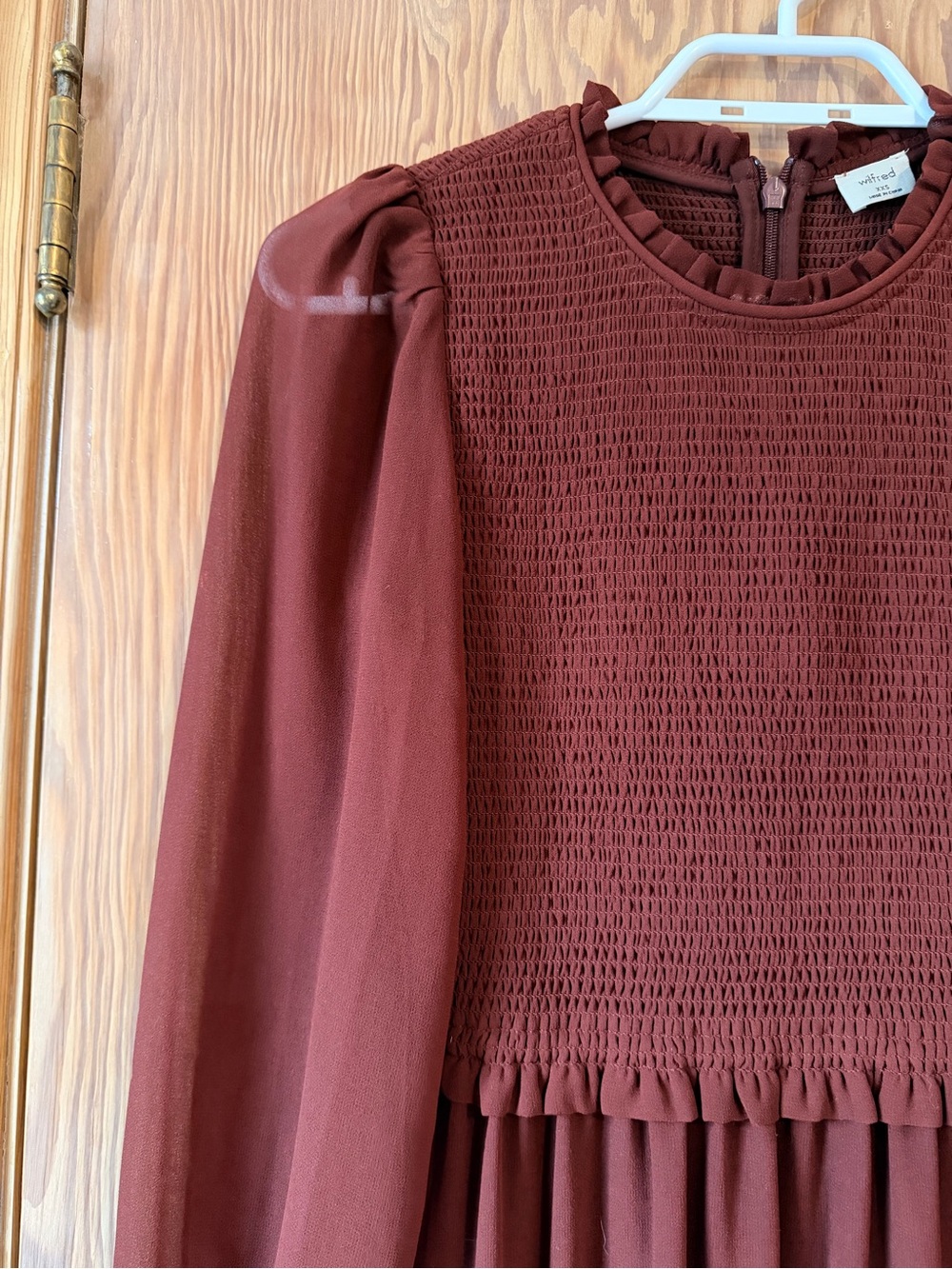 Aritzia Wilfred Long Sleeve Smocked Bodice Maxi Dress - Maroon - Picture 2 of 6